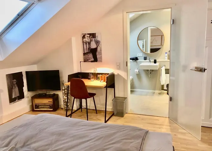 Schoenfelder * Düsseldorf