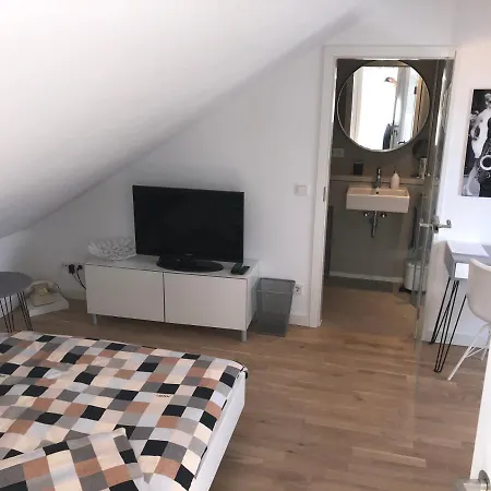 Schoenfelder Apartment Dusseldorf