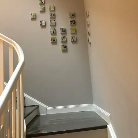 Schoenfelder Apartment