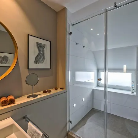 Schoenfelder Apartment Dusseldorf
