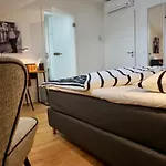 Schoenfelder Dusseldorf