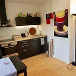Schoenfelder * Dusseldorf