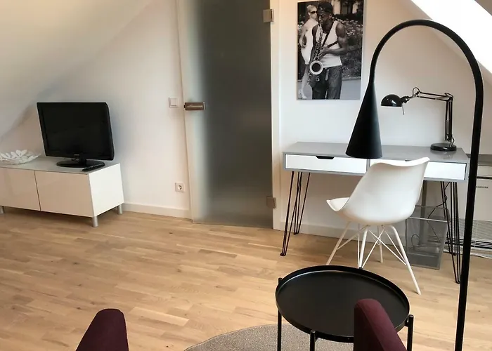 Schoenfelder * Düsseldorf